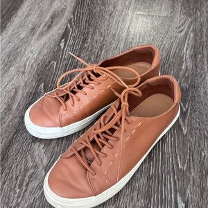 Universal Thread Tan Sneakers